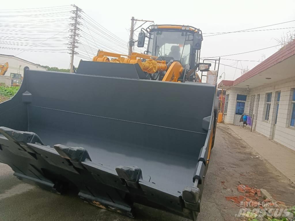 LiuGong 890 H Pale gommate