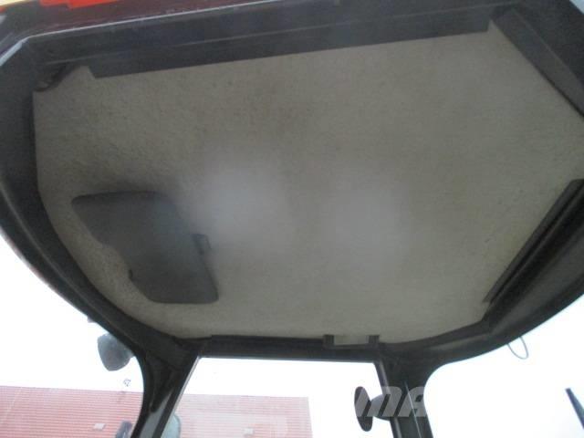 JCB 406 B Pale gommate