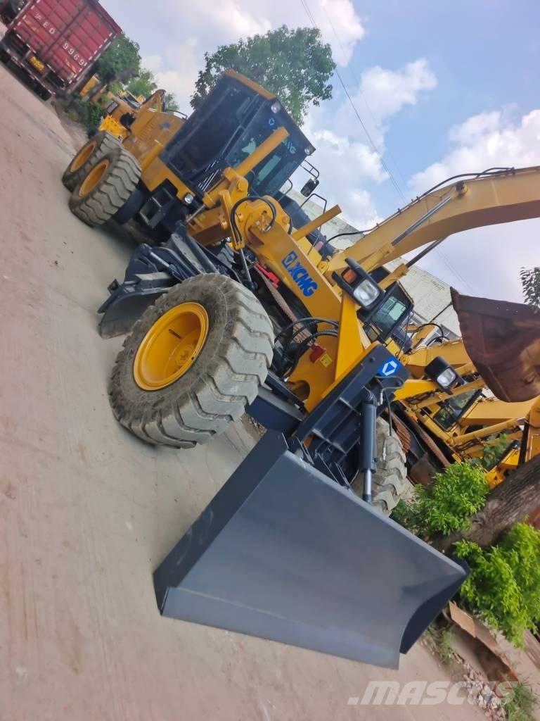 XCMG GR 2153 Motorgraders