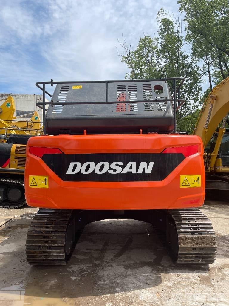 Doosan DX 225 Escavatori medi 7t - 12t