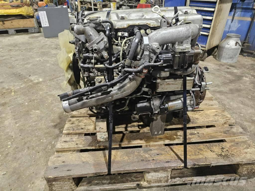 Mitsubishi 4M42-3AT2 Motori