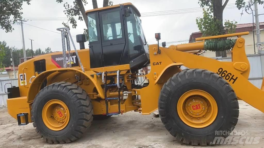CAT 966 H Pale gommate