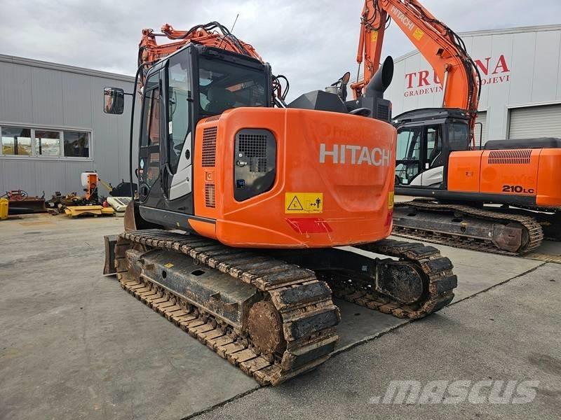 Hitachi ZX 135 US-6 Escavatori cingolati