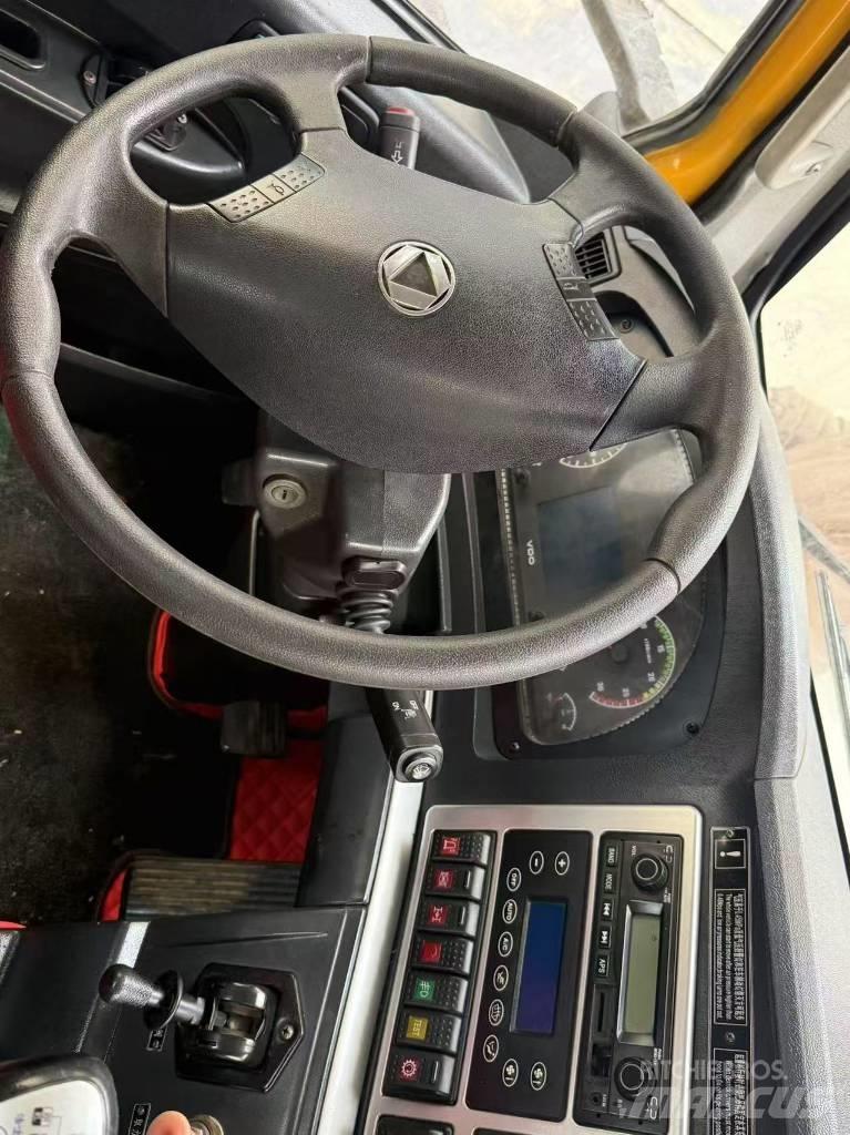 XCMG QY 50 KA Gru per tutti i terreni