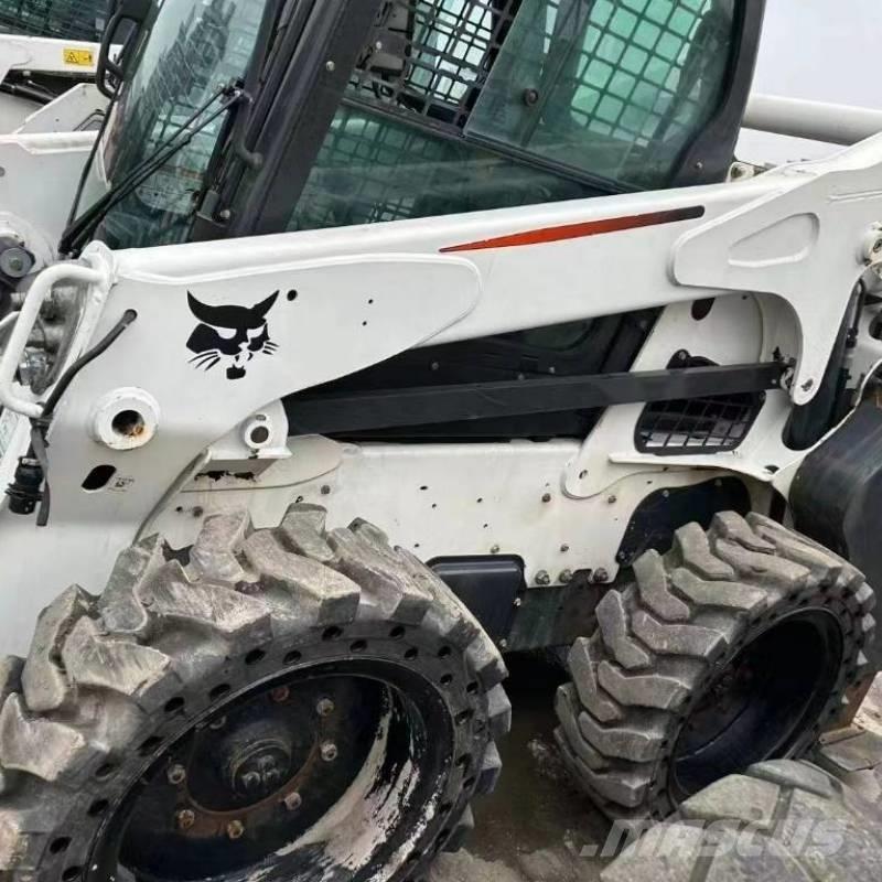 Bobcat S 750 Mini Pale Gommate