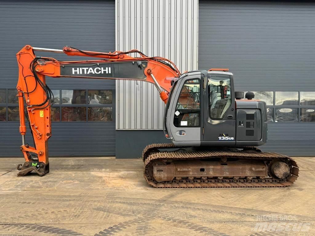 Hitachi ZX135US Escavatori cingolati