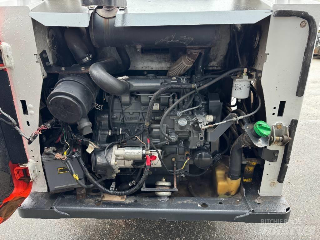 Bobcat S 530 Mini Pale Gommate