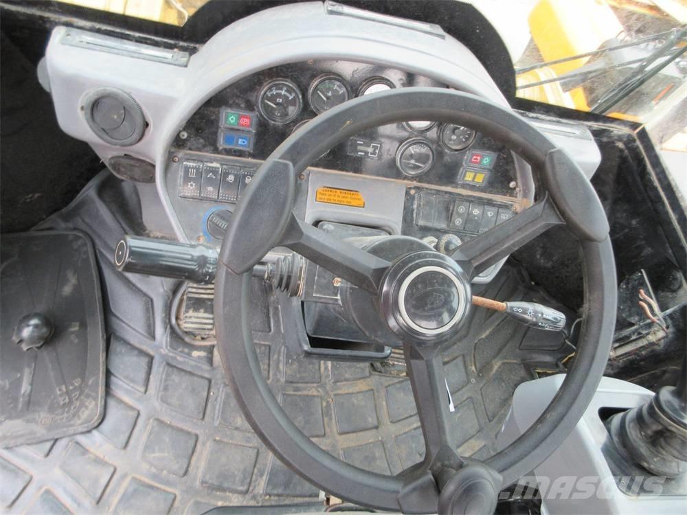 CAT 950 H Pale gommate