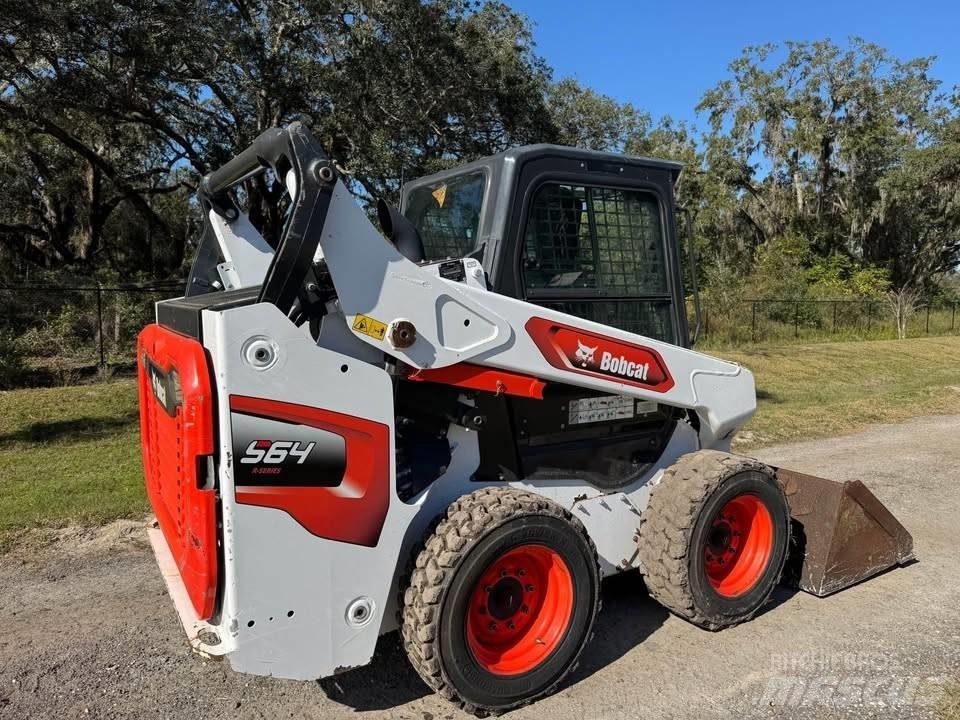 Bobcat S 64 Mini Pale Gommate