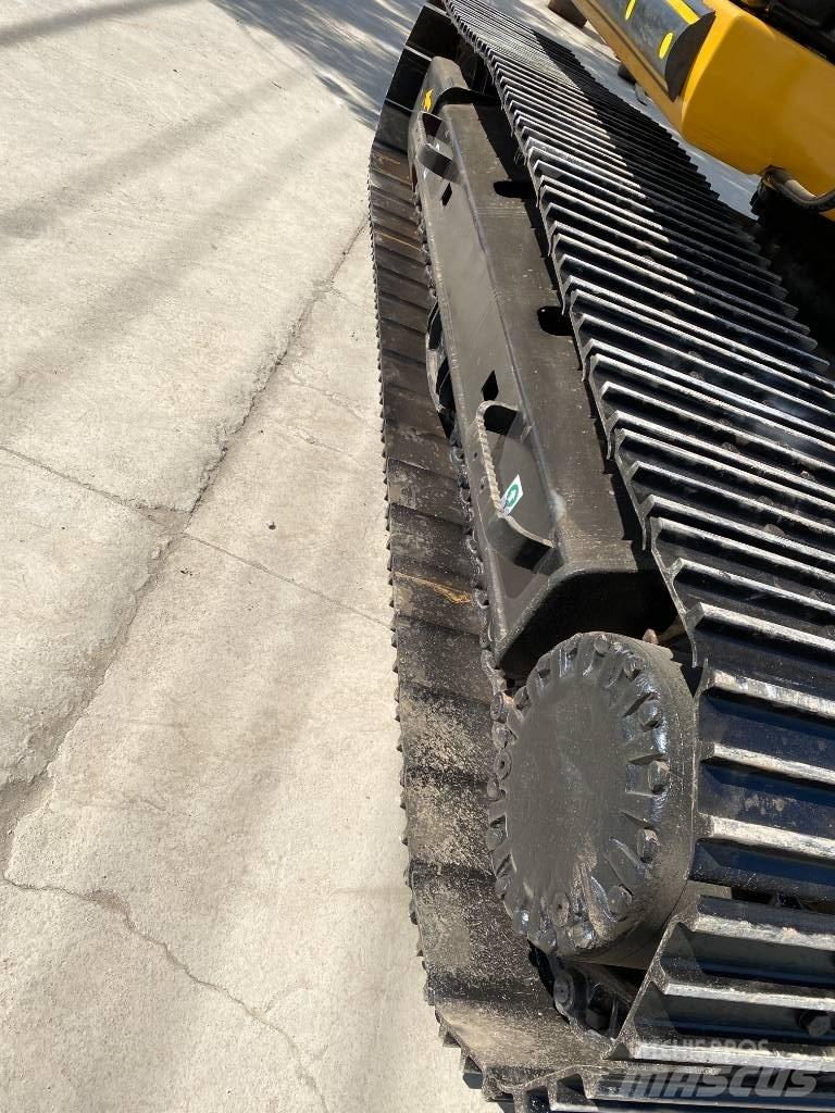 CAT 320 D Escavatori cingolati