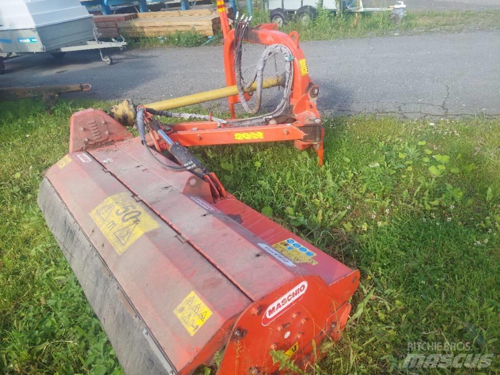 Maschio Giraffa 210 Falciatrici/cimatrici per pascoli