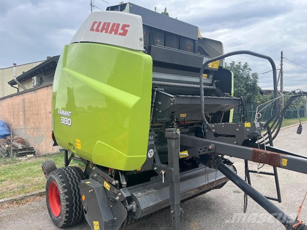 CLAAS Variant 380 Rotopresse
