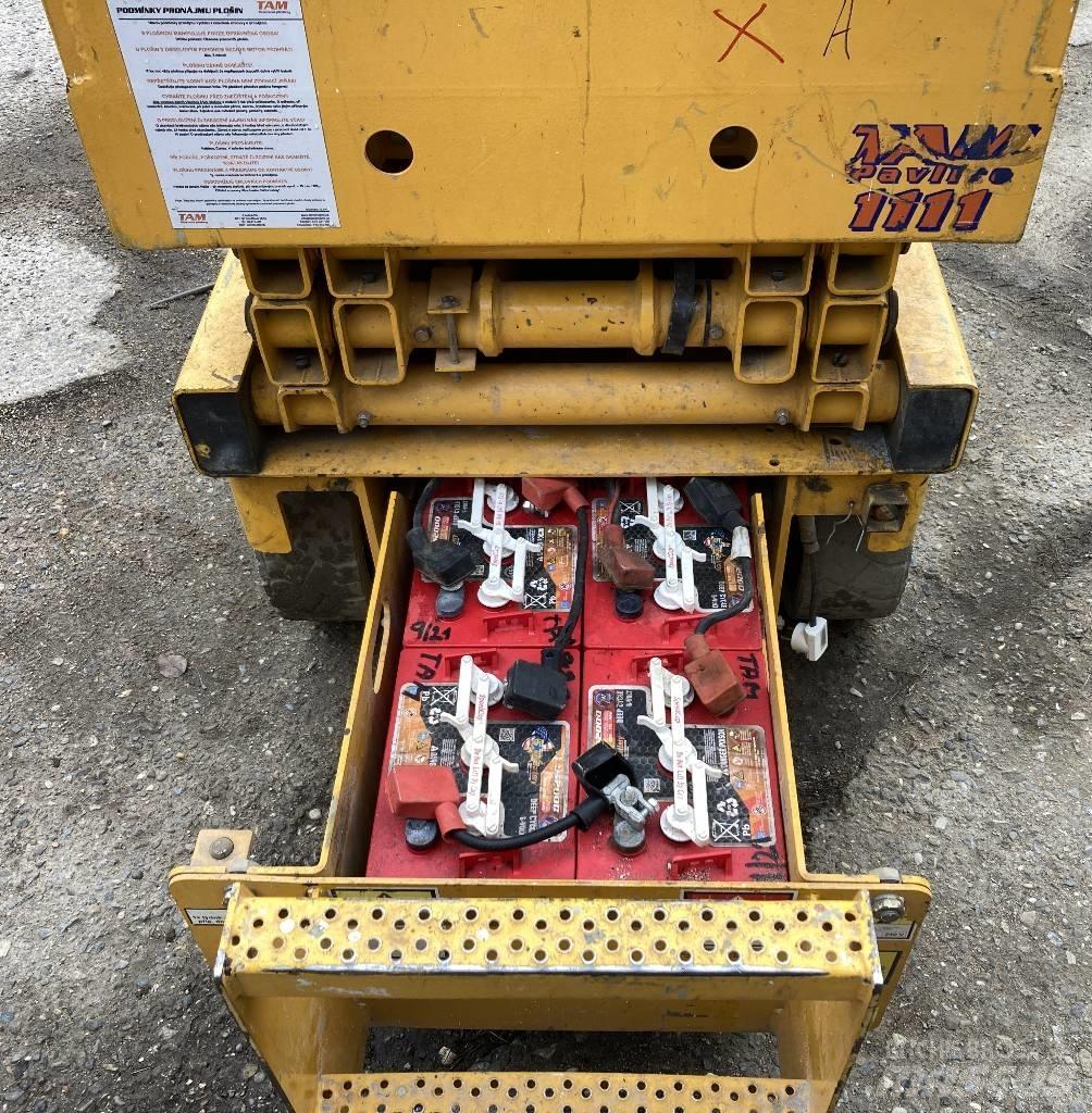 Haulotte Compact 8 Piattaforme a pantografo