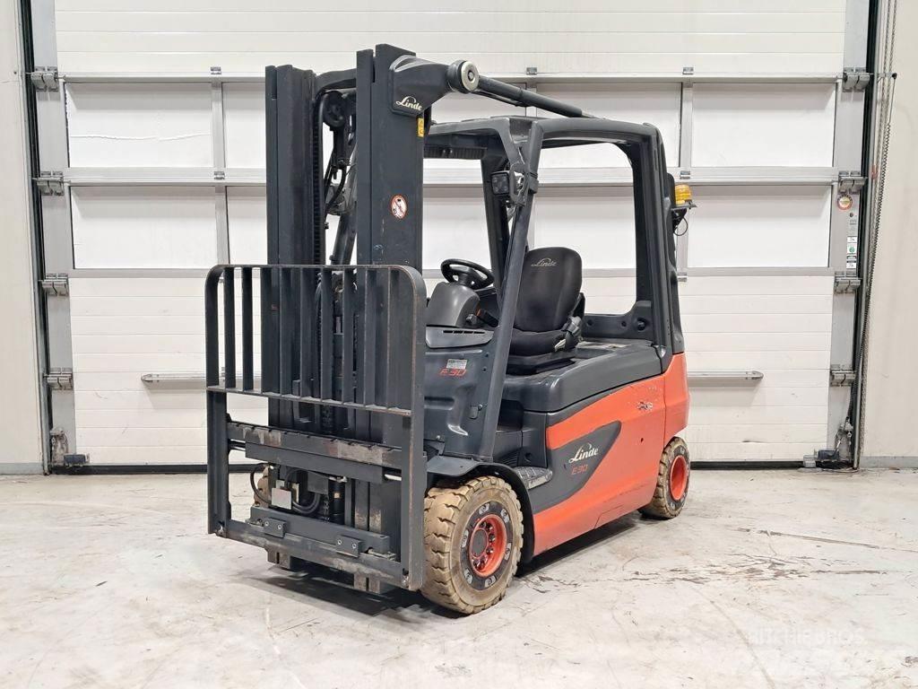 Linde E30L-01 Carrelli elevatori elettrici