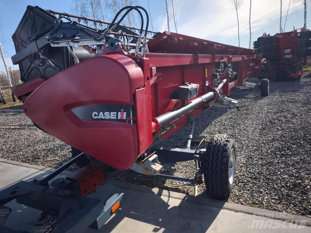 Case IH 3050 Testate per mietitrebbie