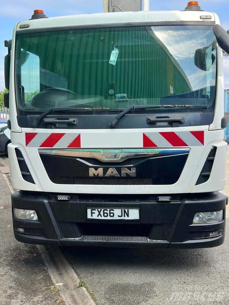Ruthmann T 330 Piattaforme autocarrate
