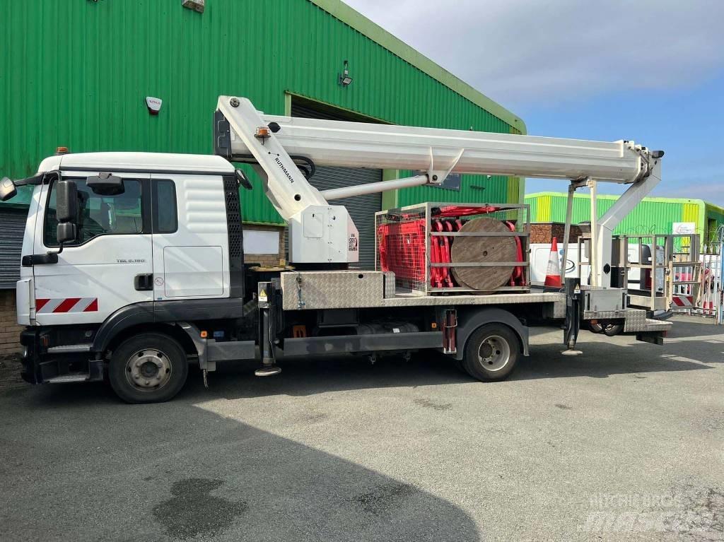 Ruthmann T 330 Piattaforme autocarrate