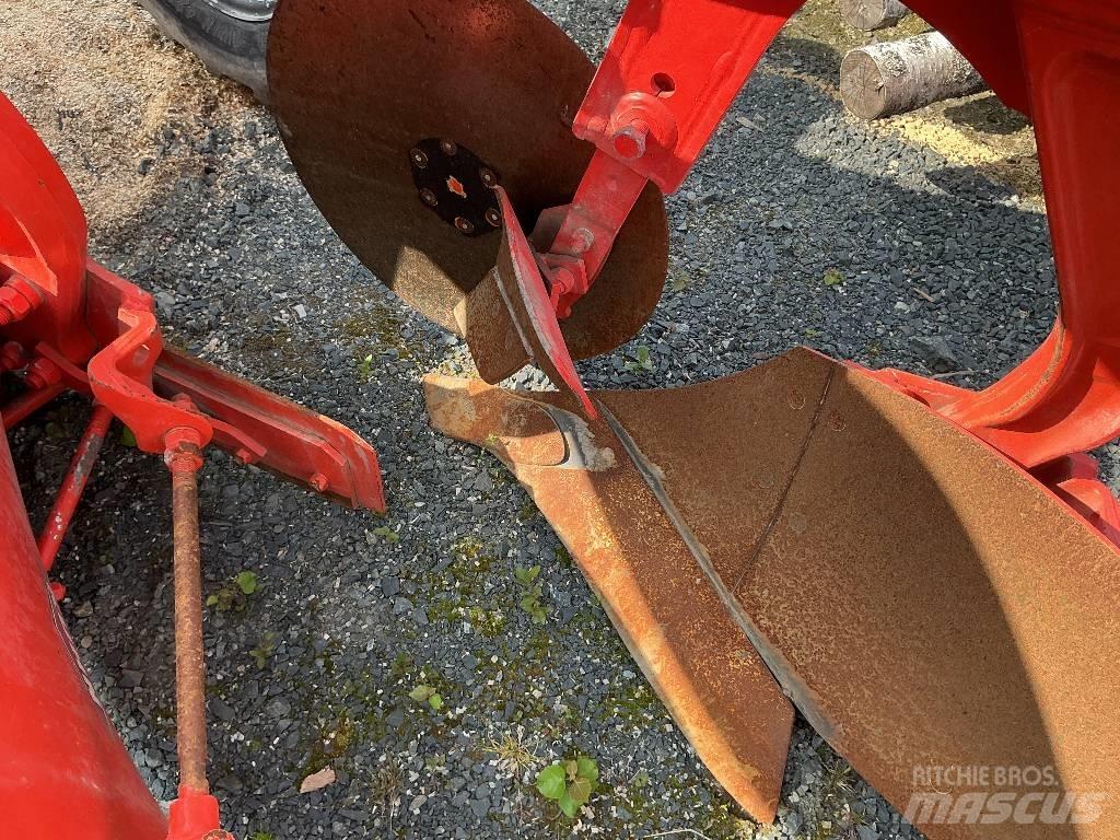 Kuhn Vari-Master 123 Aratri reversibili