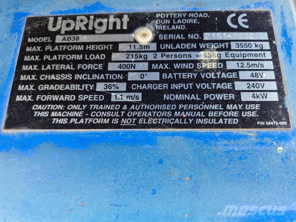 UpRight AB38 Piattaforme a braccio articolato