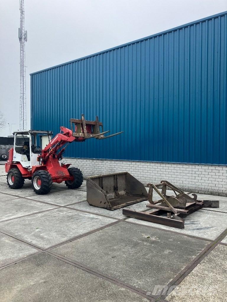 Weidemann 3110 d d Pale gommate