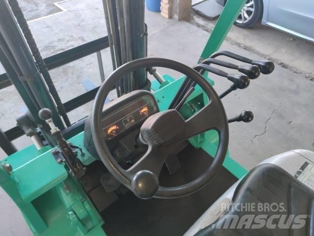 Mitsubishi FD 25 Carrelli elevatori diesel
