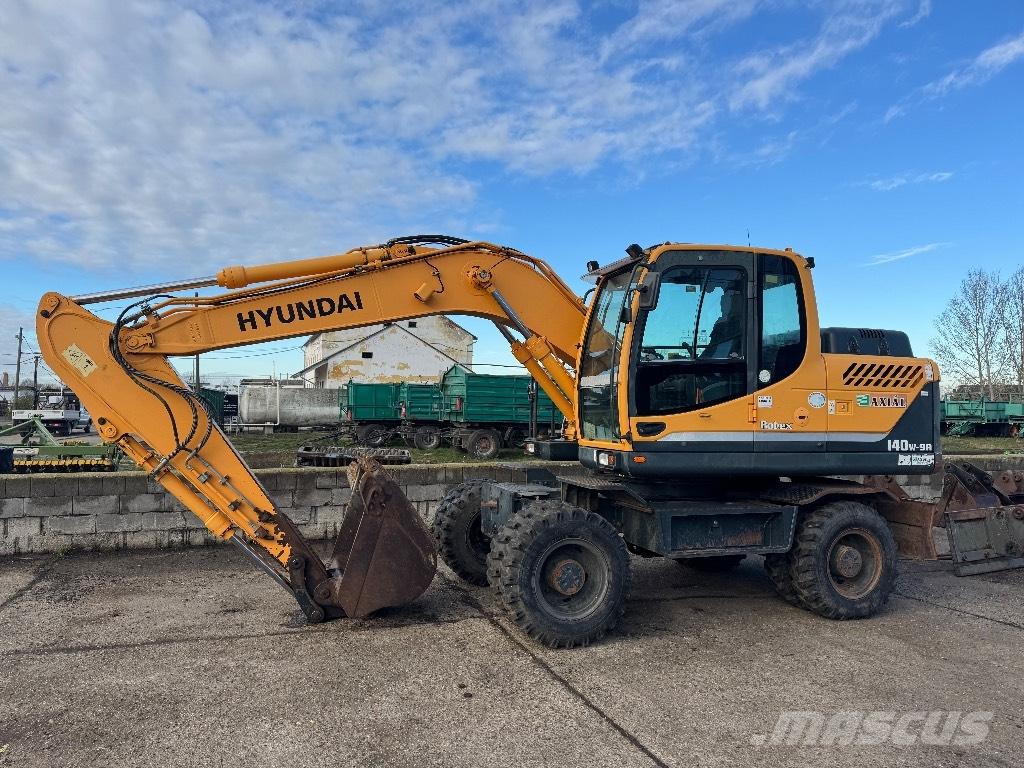 Hyundai R140W-9A Escavatori gommati