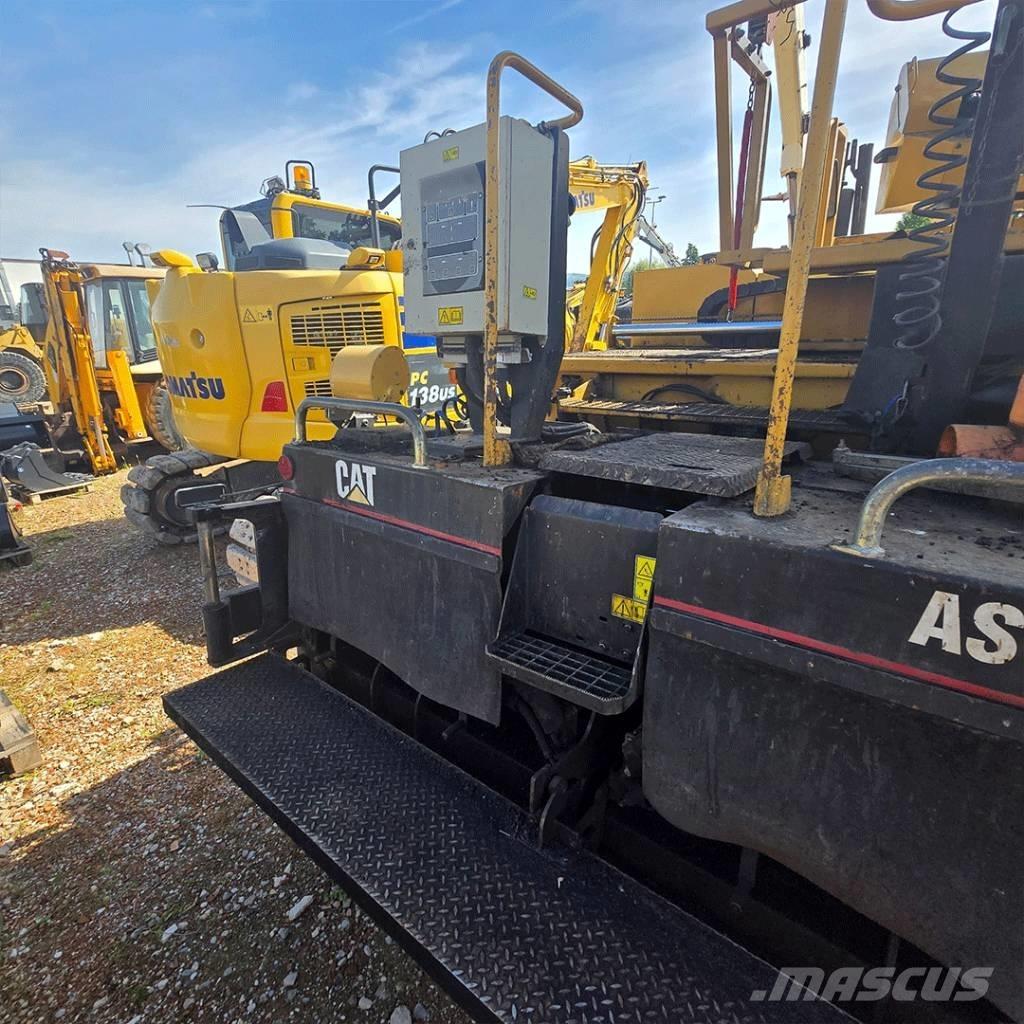 CAT AP 600 Finitrici