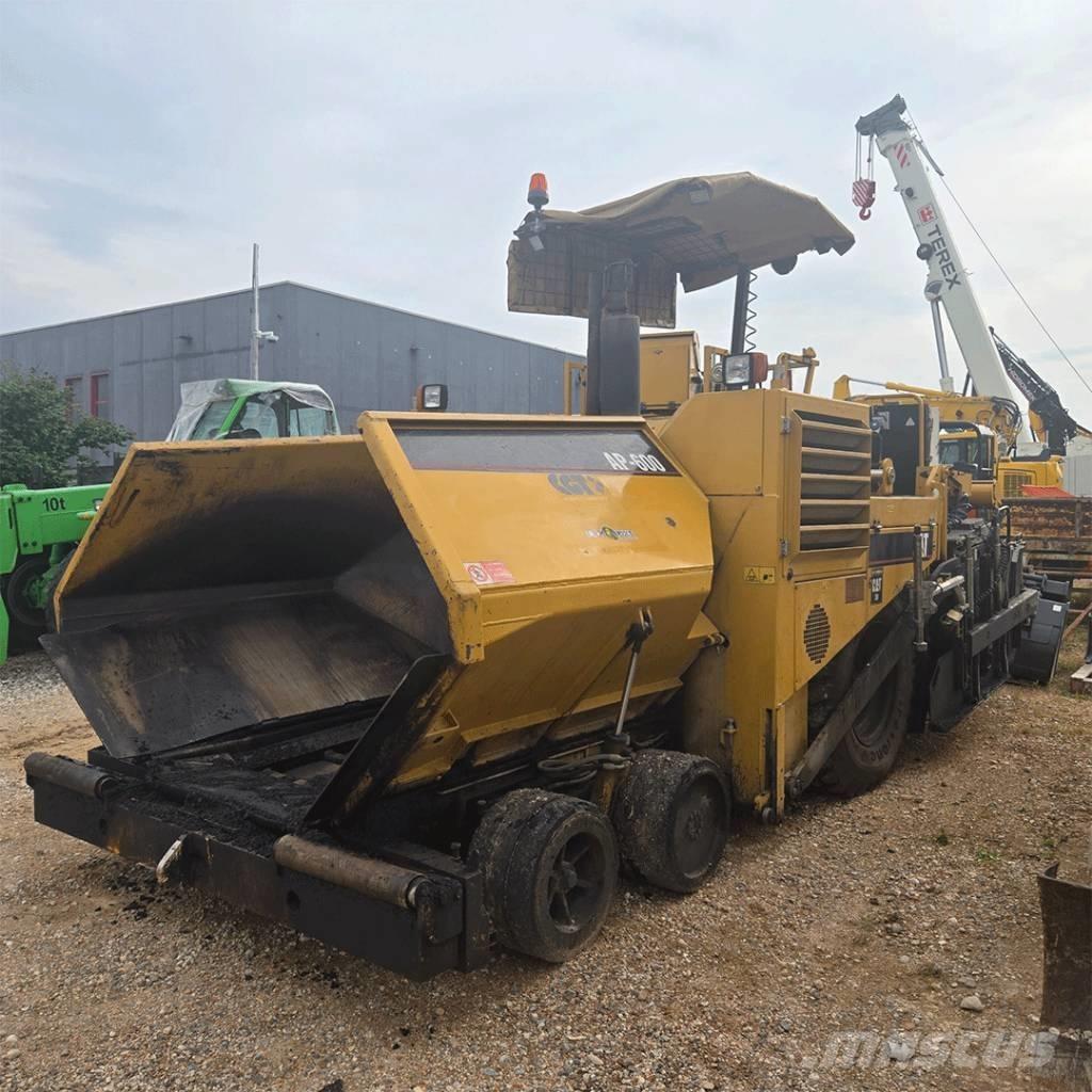 CAT AP 600 Finitrici