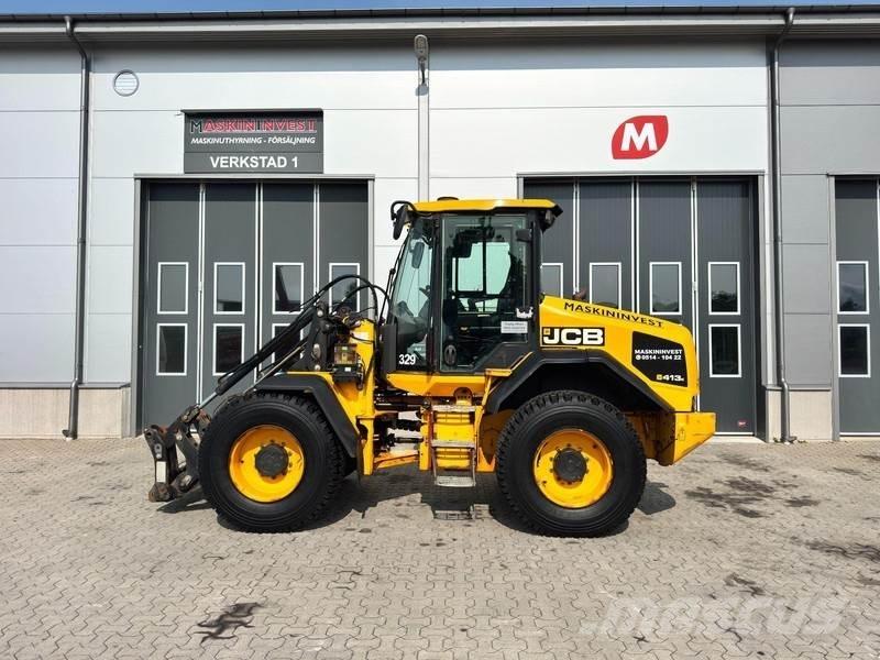 JCB 413 2.800h Pale gommate