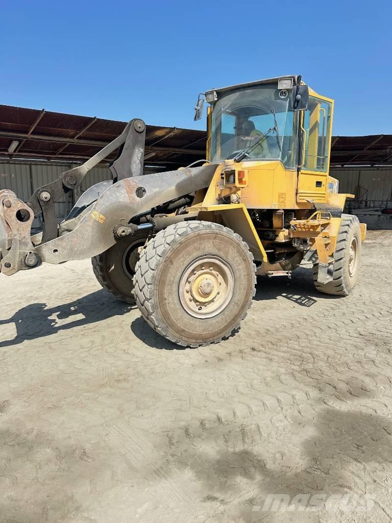 Volvo L 90 C Pale gommate