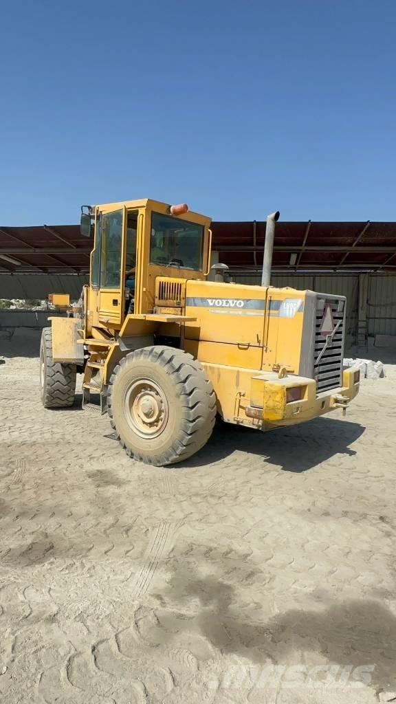 Volvo L 90 C Pale gommate