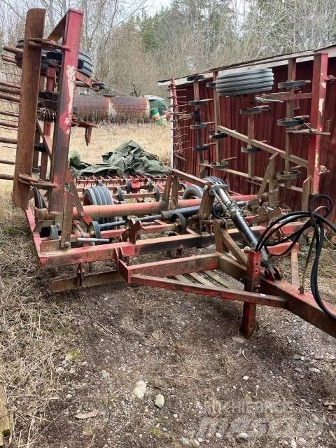 Väderstad NZ Erpici rotanti e motozappe