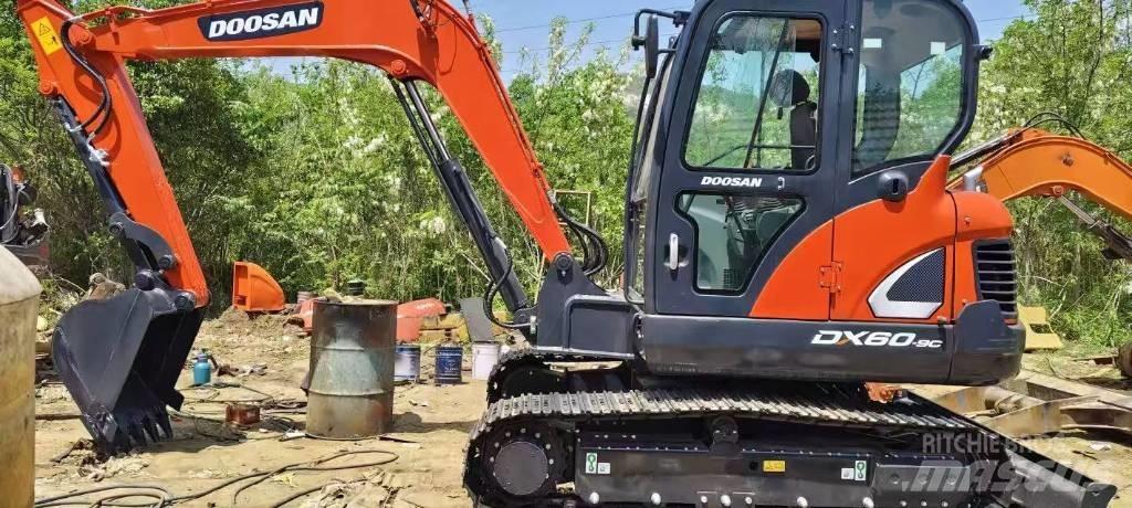 Doosan DX60 Miniescavatori