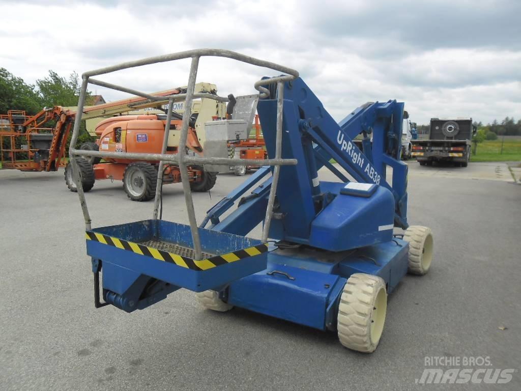 UpRight AB38N Piattaforme a braccio articolato