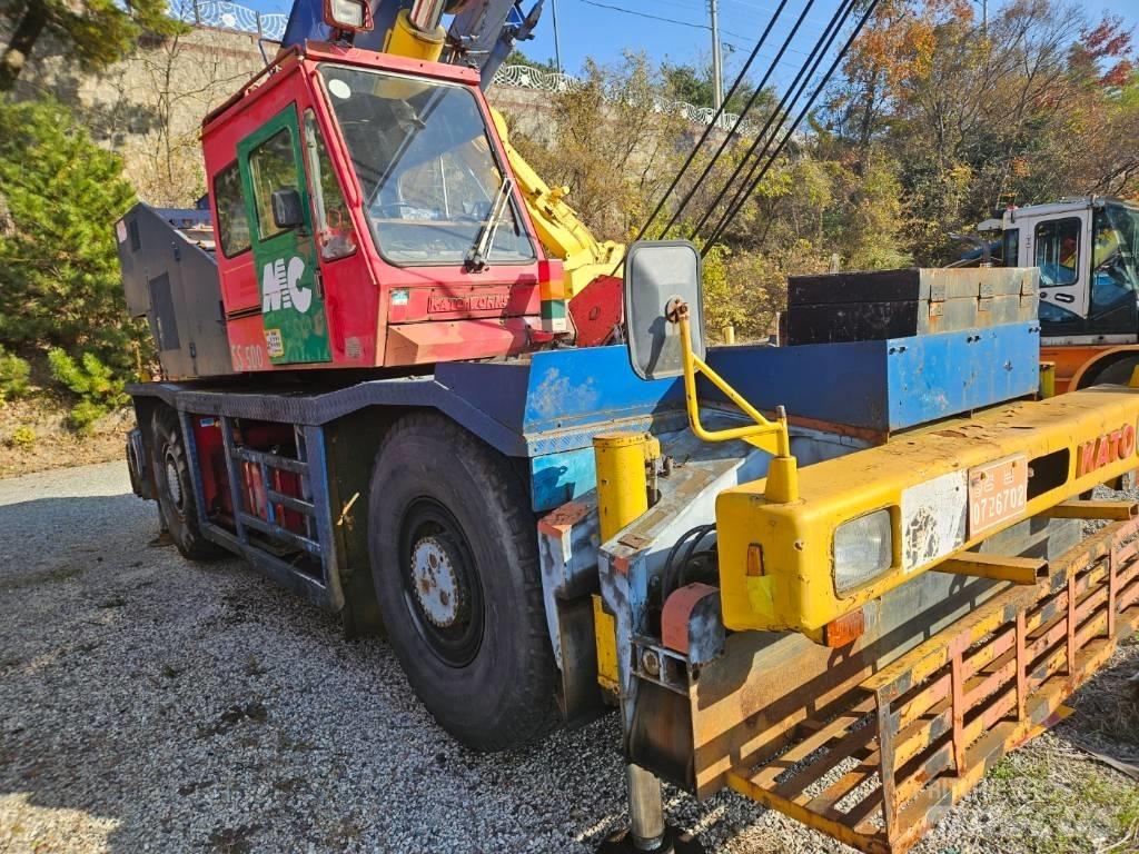 Kato SS 500 Gru per terreni difficili
