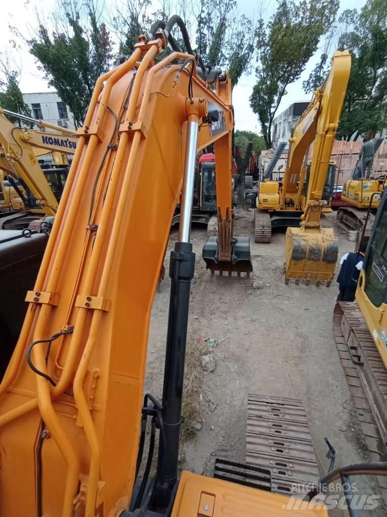 Hyundai Robex 215-9T Escavatori cingolati