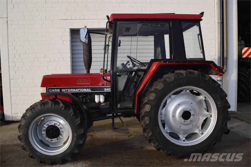 Case IH 840 Trattori