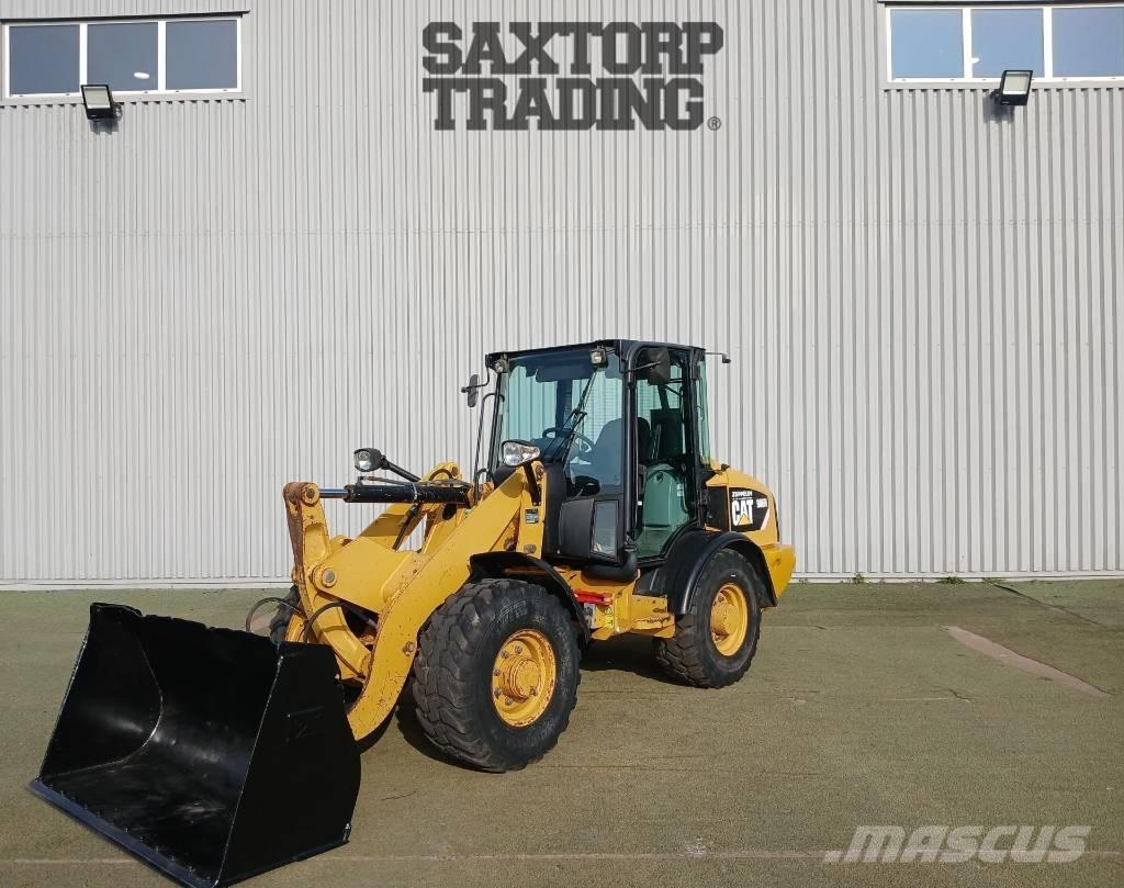 CAT 906H, Hjullastare Pale gommate