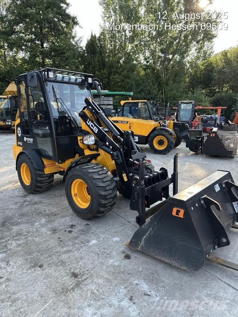 JCB 403 Pale gommate