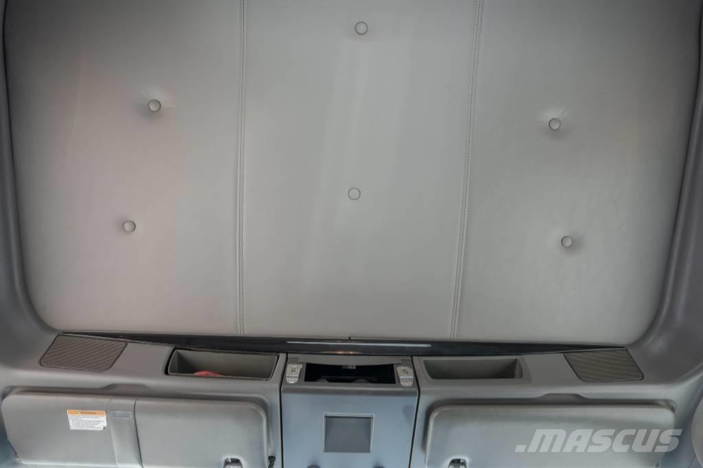 Kenworth W900 Motrici e Trattori Stradali