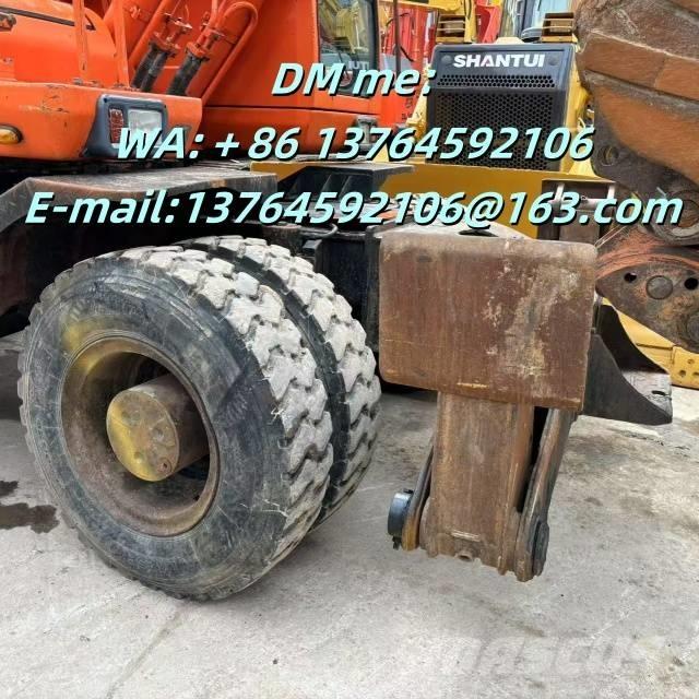 Doosan DH 210 W-7 Escavatori gommati