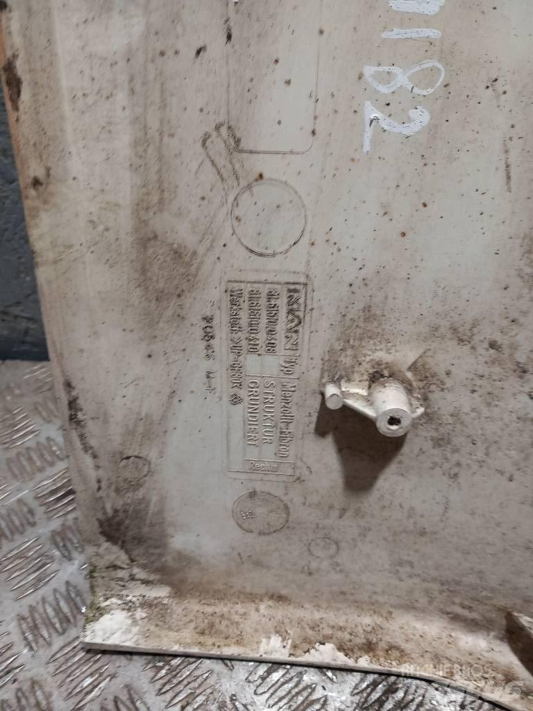 MAN TGX 81615100408 Cabine e interni