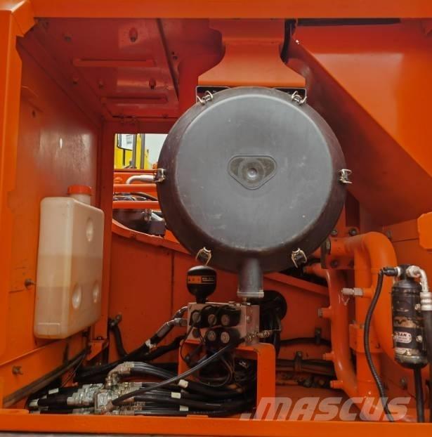 Doosan DX340LC-9C Escavatori cingolati