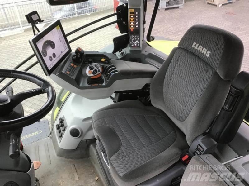 CLAAS AXION 870 Trattori