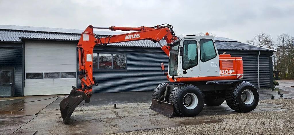 Atlas 1304 Escavatori gommati