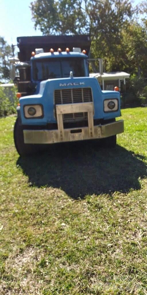 GM Mack RB Camion ribaltabili