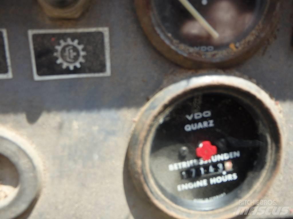 Volvo BM 4400 Pale gommate