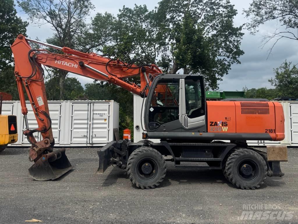 Hitachi ZX 220 W-3 Escavatori gommati