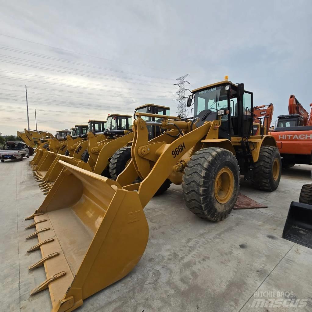 CAT 966 H Pale gommate