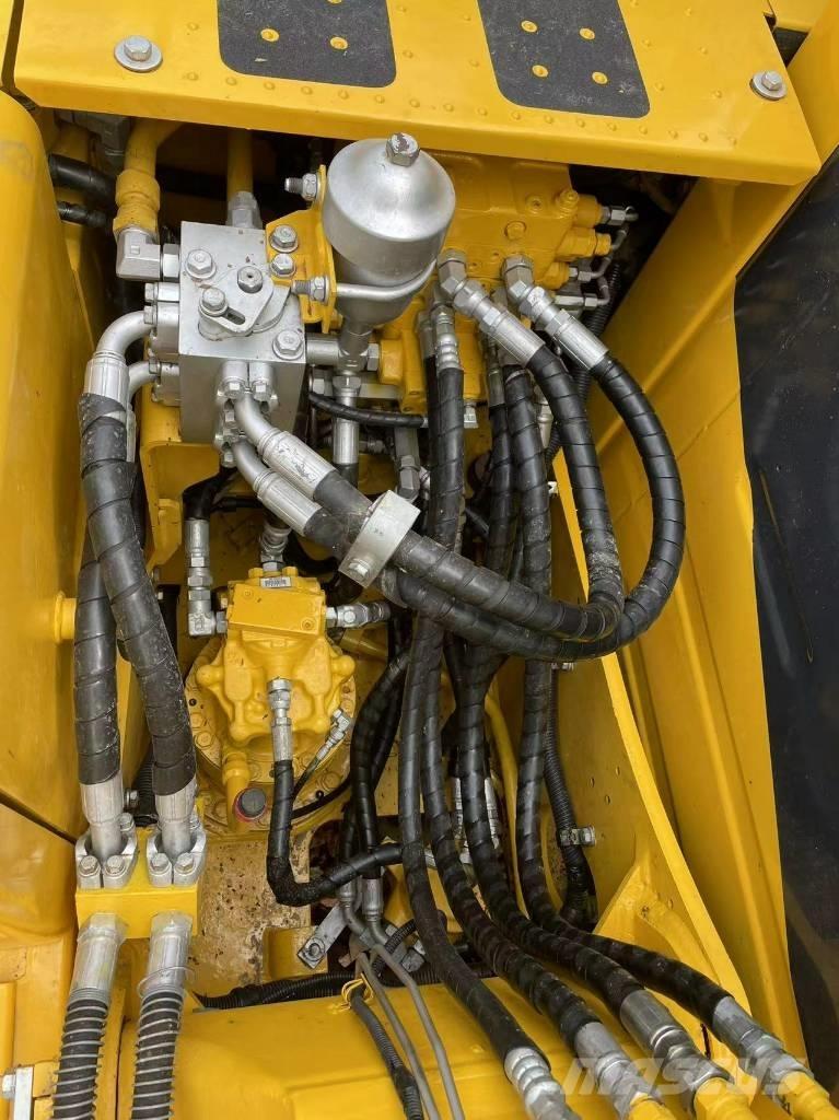 Komatsu 120-8 Escavatori cingolati